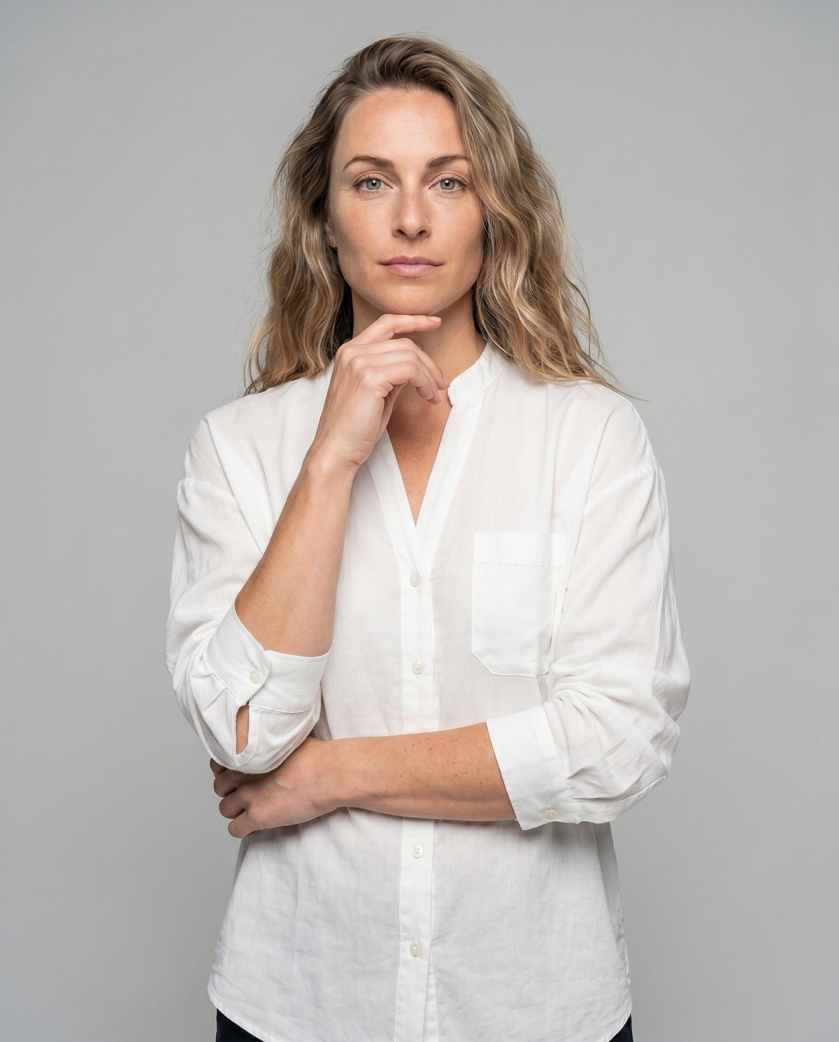 Long Sleeve Top with V-Neck and Relaxed Fit for Women