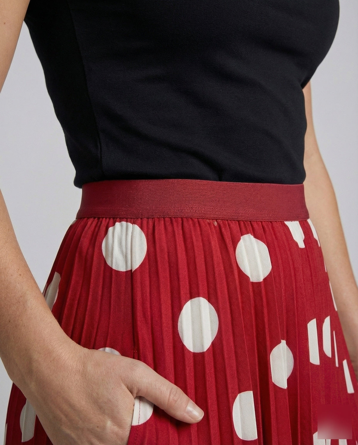 Midi Skirt with Pleats and A-Line Cut for Women