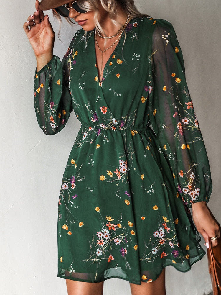 Mini Dress with Floral Print, V-Neck and Long Sleeves