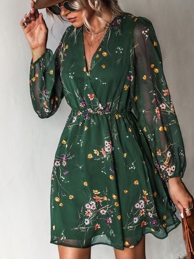 Mini Dress with Floral Print, V-Neck and Long Sleeves