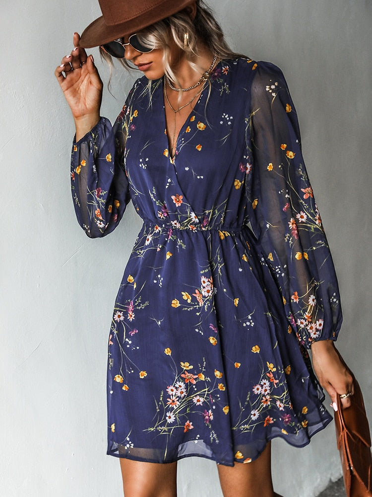 Mini Dress with Floral Print, V-Neck and Long Sleeves