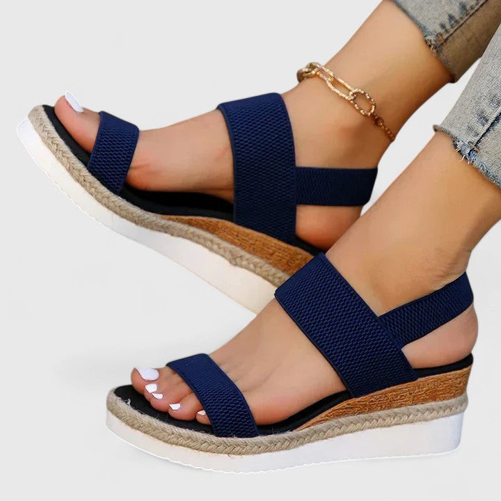 Sandals with Arch Support and Soft Cushioning
