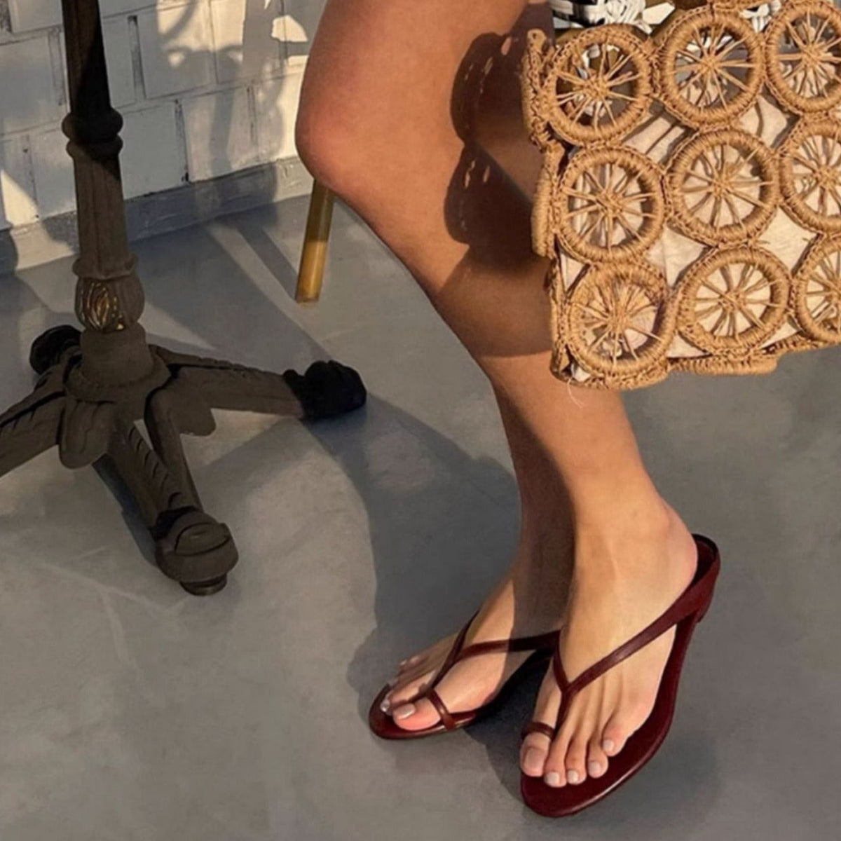 Sandals with Minimalist Thong Design for Women