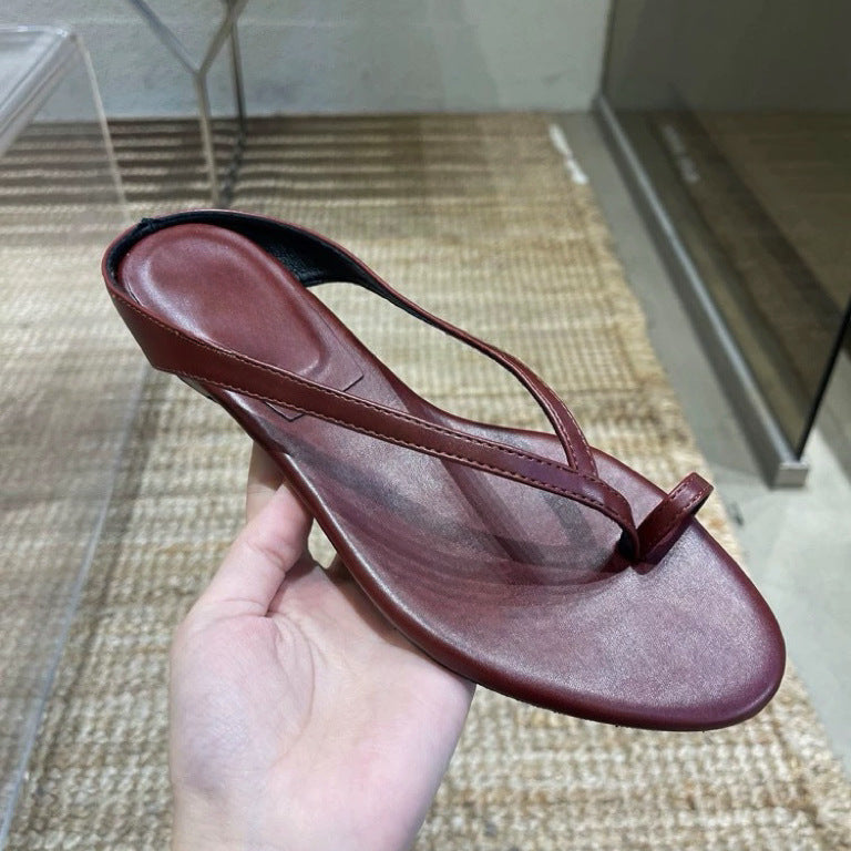 Sandals with Minimalist Thong Design for Women
