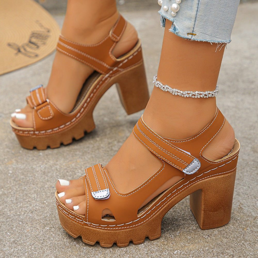 Sandals with Platform and Adjustable Straps for Women