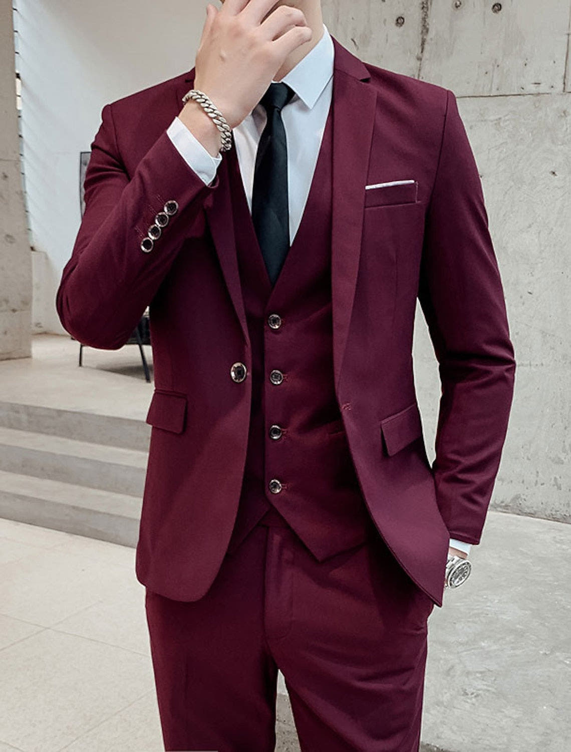 Men's Three-Piece Suit with Single-Breasted Jacket, Tailored Fit