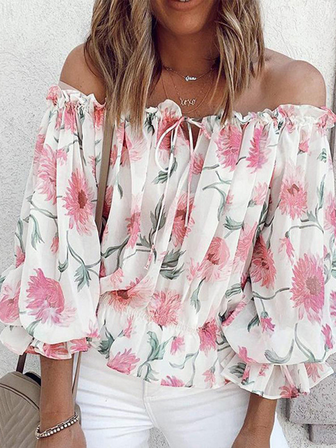 Blouse in Lightweight Breathable Fabric for Women