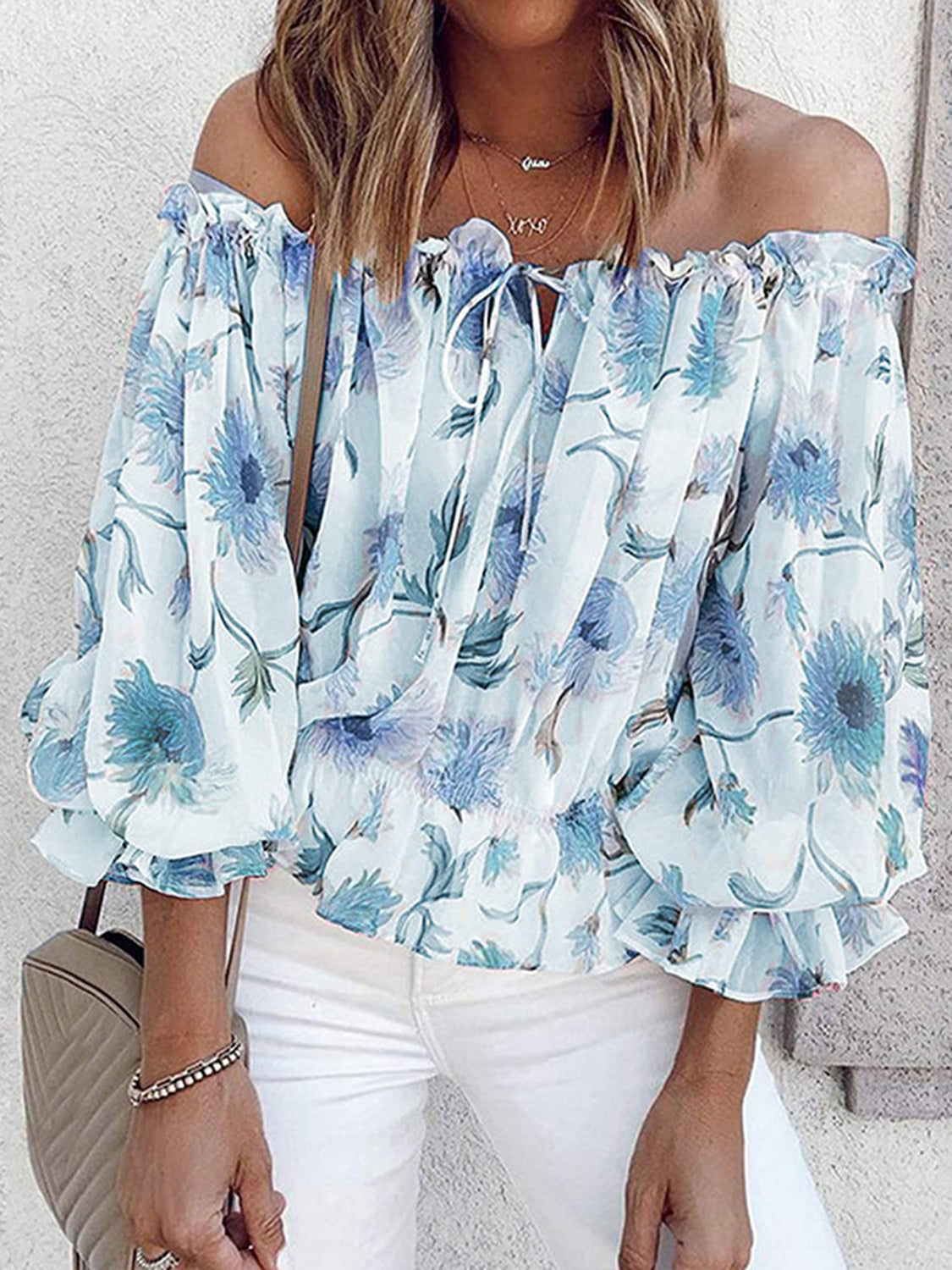 Blouse in Lightweight Breathable Fabric for Women