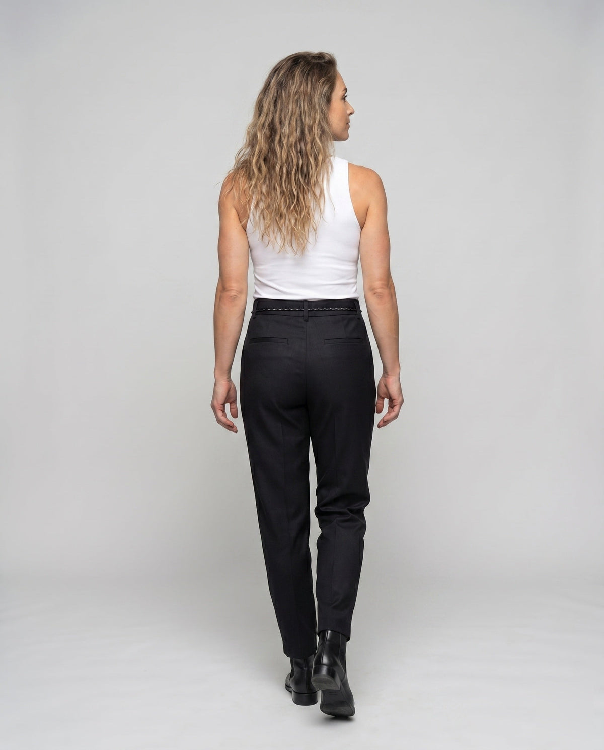 Linen Pants with Slim Cut and Tie Belt for Women
