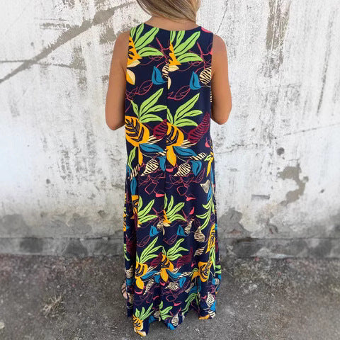 Maxi Dress with Tropical Print and V-Neck for Women