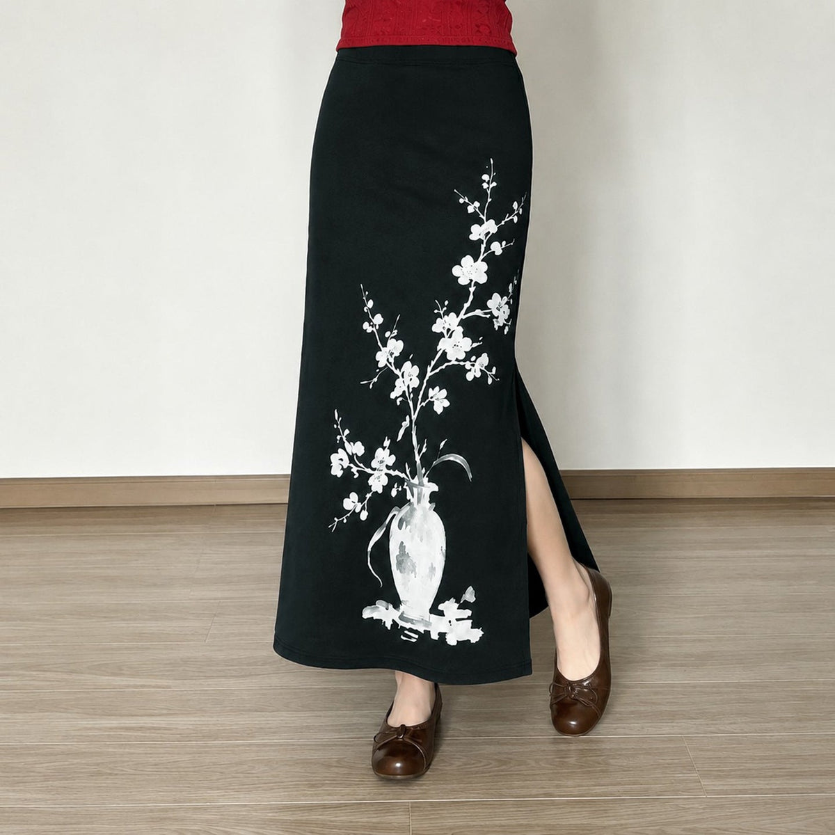 Maxi Skirt with A-Line Cut and Floral Vase Print for Women
