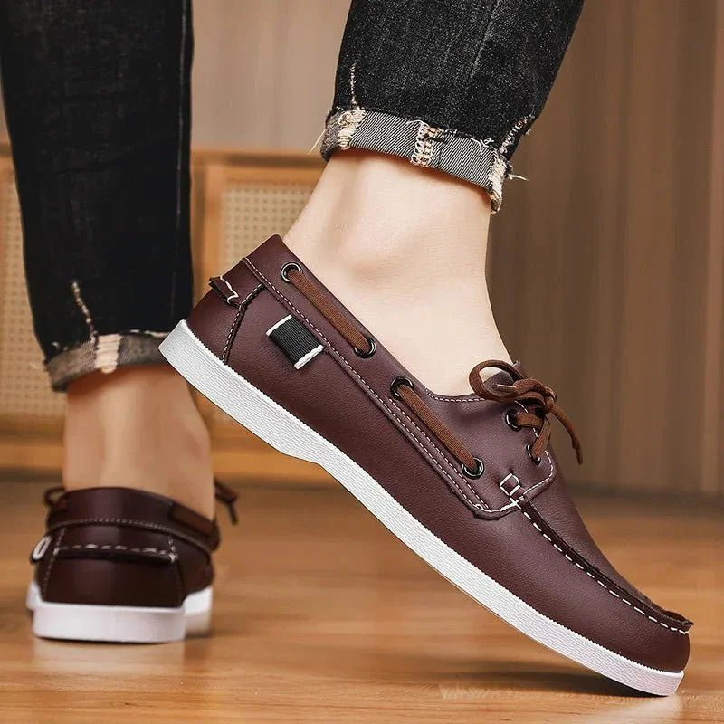 Men's Boat Shoes with Adjustable Lacing, Lightweight Sole