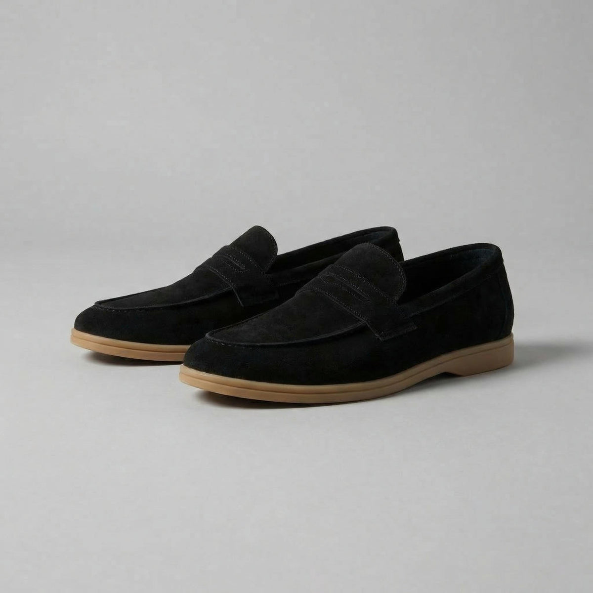 Men's Loafers in Suede with Penny Strap, Slip-On Low Heel