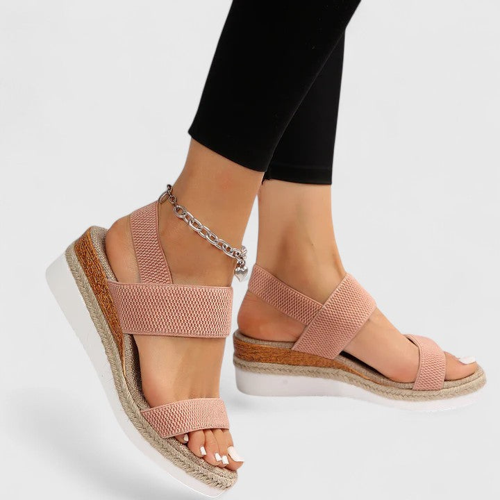 Sandals with Arch Support and Soft Cushioning
