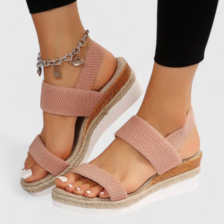 Sandals with Arch Support and Soft Cushioning