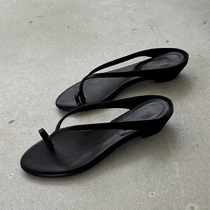 Sandals with Minimalist Thong Design for Women